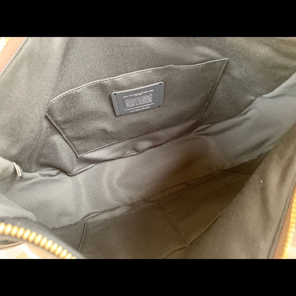 Gaby’sBags👜💕Coach brown Signature Bag - Picture 5 of 5